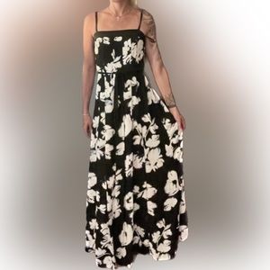 NWT WHITE HOUSE BLACK MARKET Dress